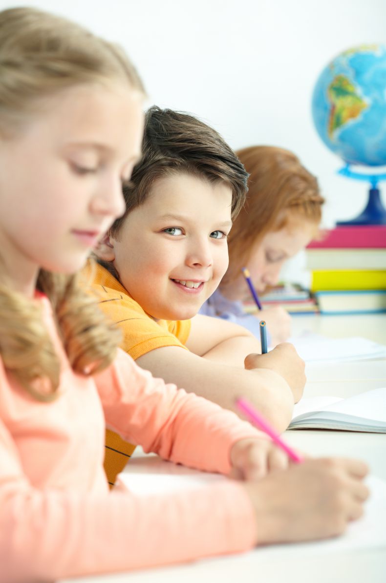 Beratung für Schulmöbel und Mensatische für Schulen in Dortmund